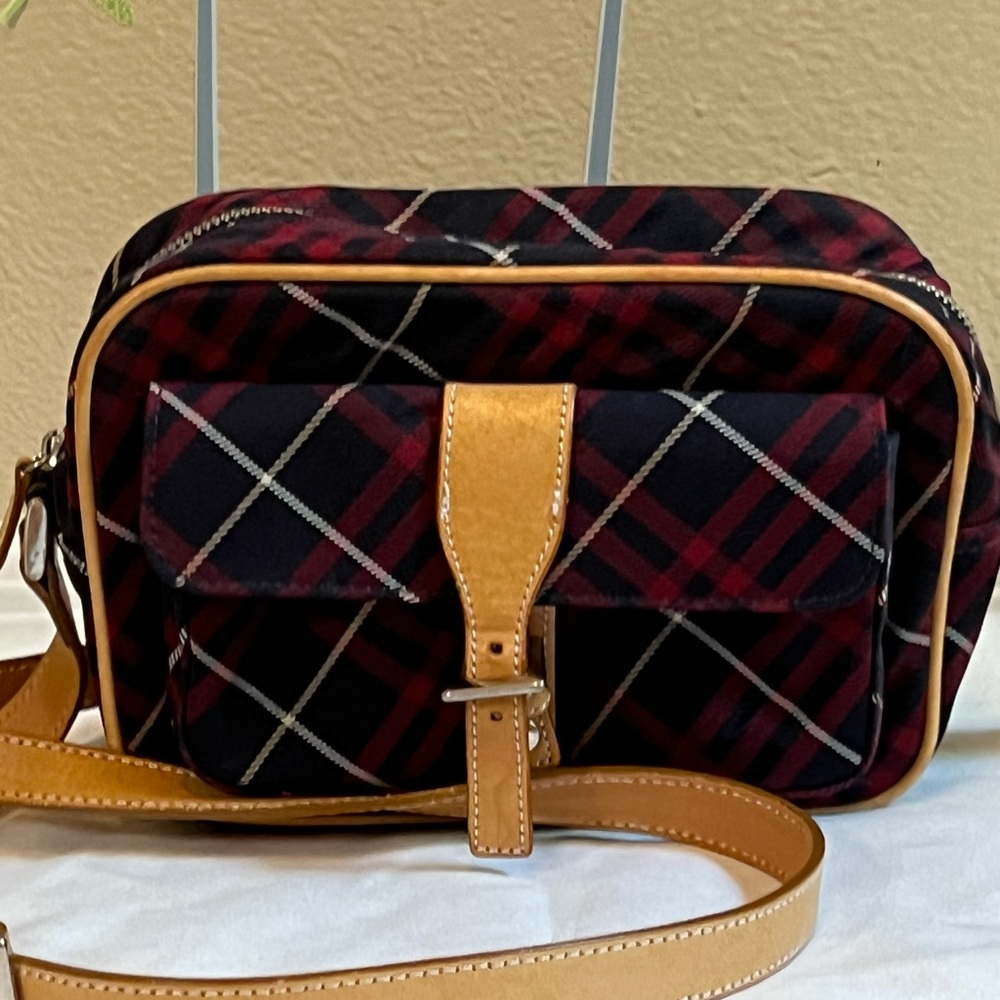 Burberry Crossbody/Sling Bag.